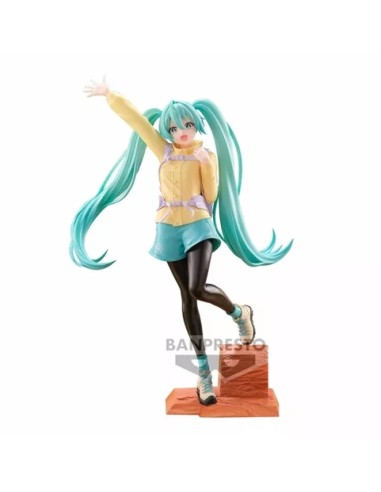 Figura banpresto hatsune miku holiday memories mountain climbing