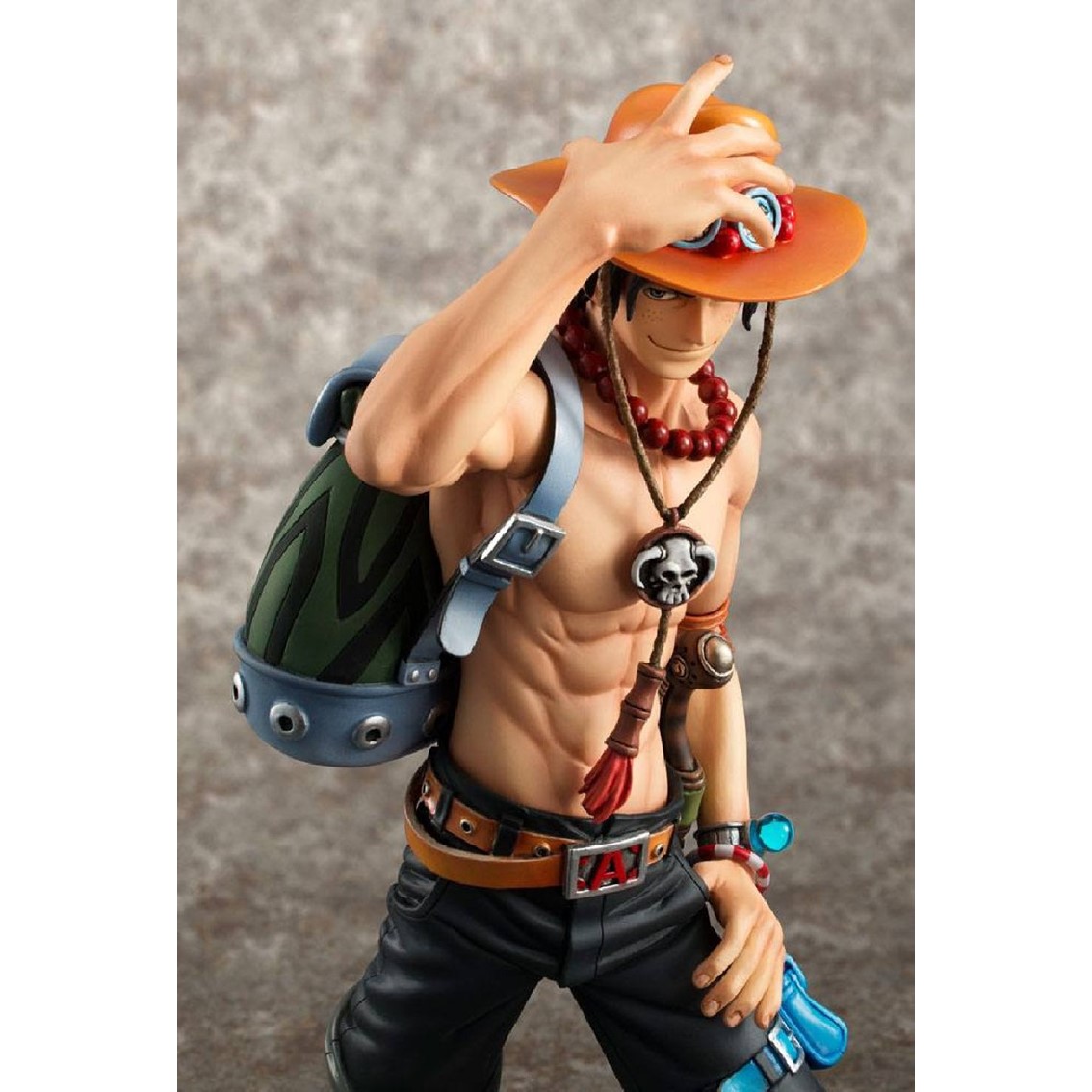 Figura megahouse gem one piece portgas